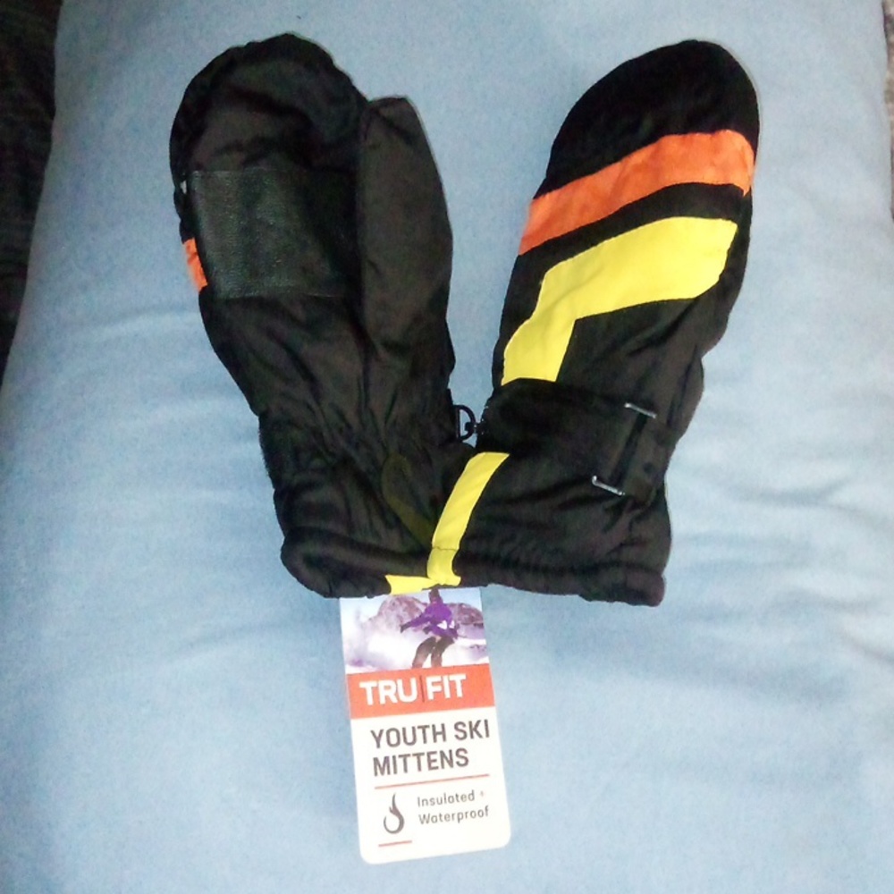BLaCK/yellow/orange INSULATED & WATER.PROOF Youth SKI MITTENS SIZE: OS (unisex)